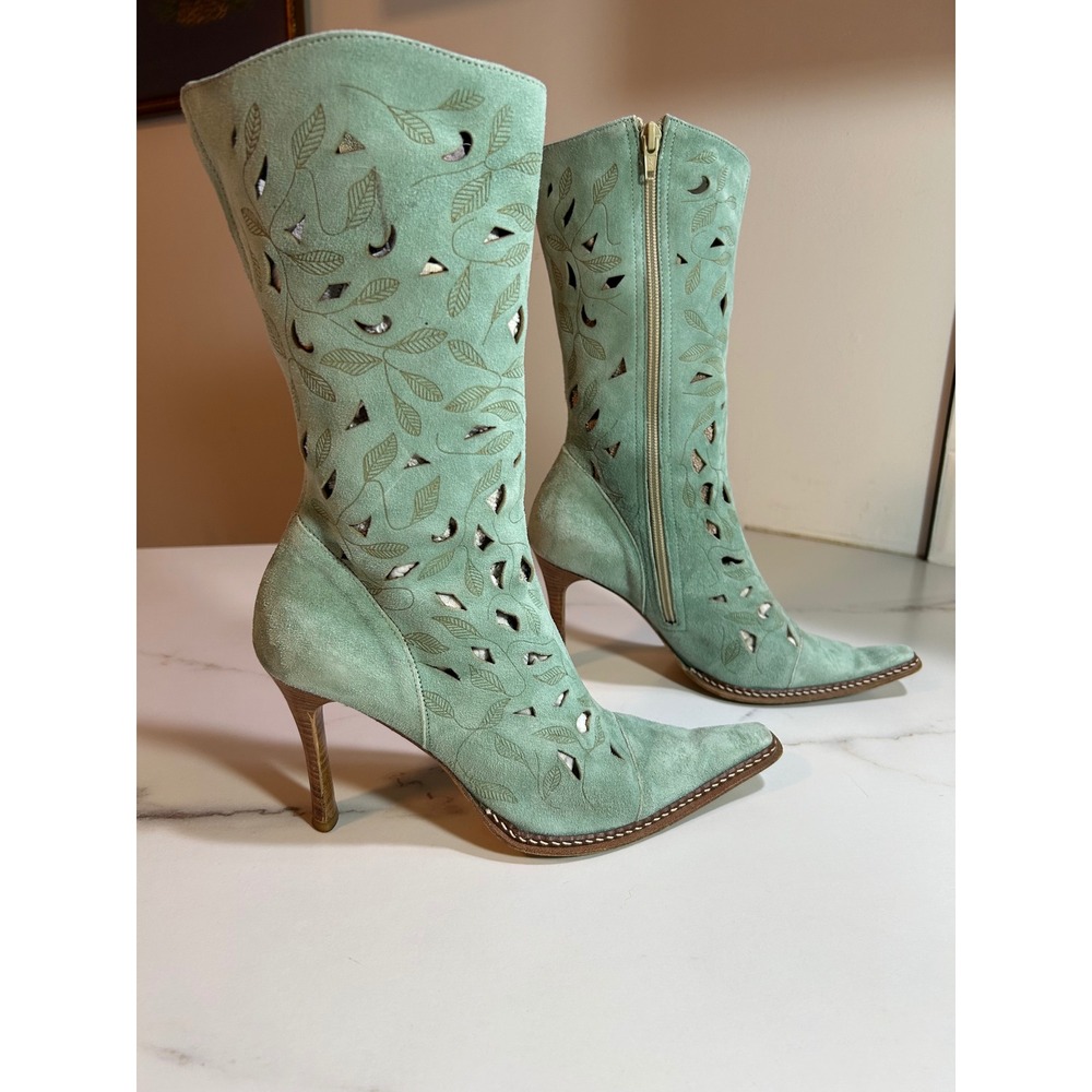Colin Stuart Sage Green Suede Laser Cut Leaf Pointed Toe Stiletto Boots Size 7